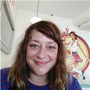 20 años de experiencia como profesora de inglés particular y en academia. 
8 años de experiencia de tutora de arte en Londres
